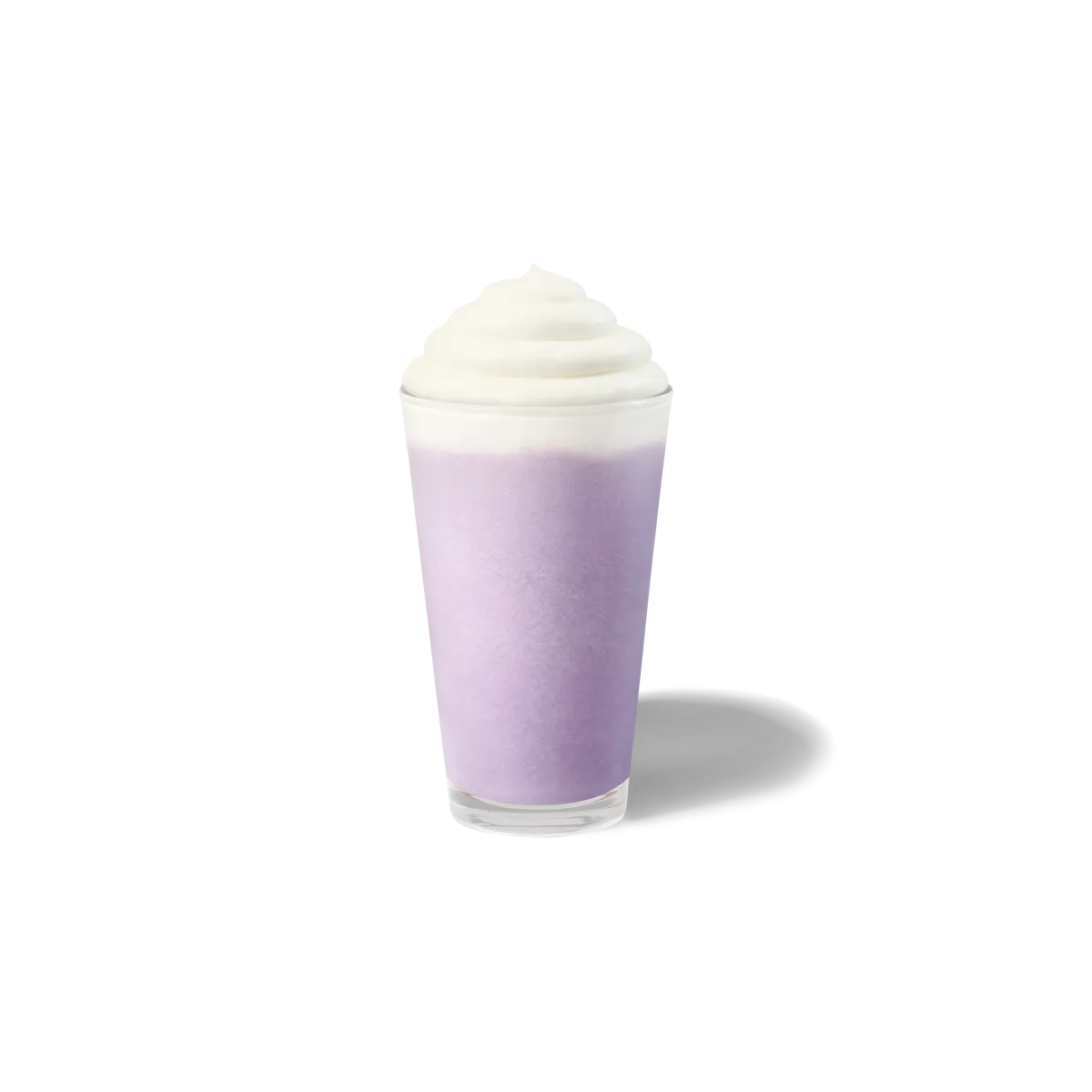 růžový nápoj v skleničke so šlahačkou