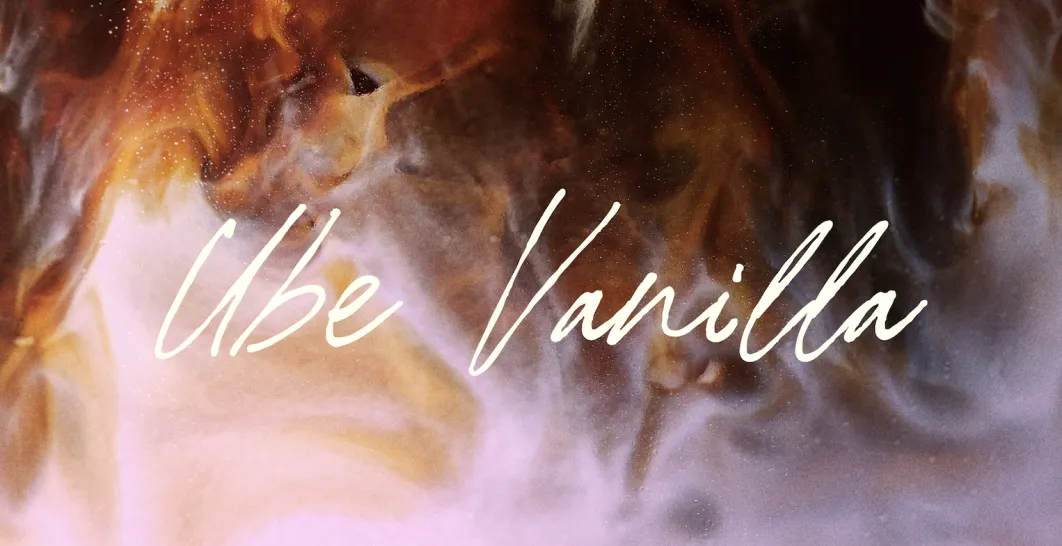 fialovo hnedý prechod bariev s textom ube vanilla